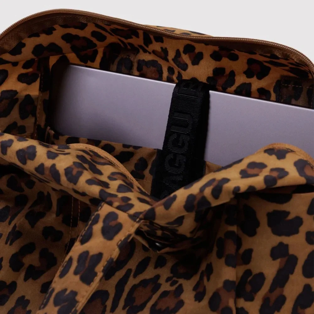 Baggu Everyday Cloud Bag Leopard - Picture 4 of 5